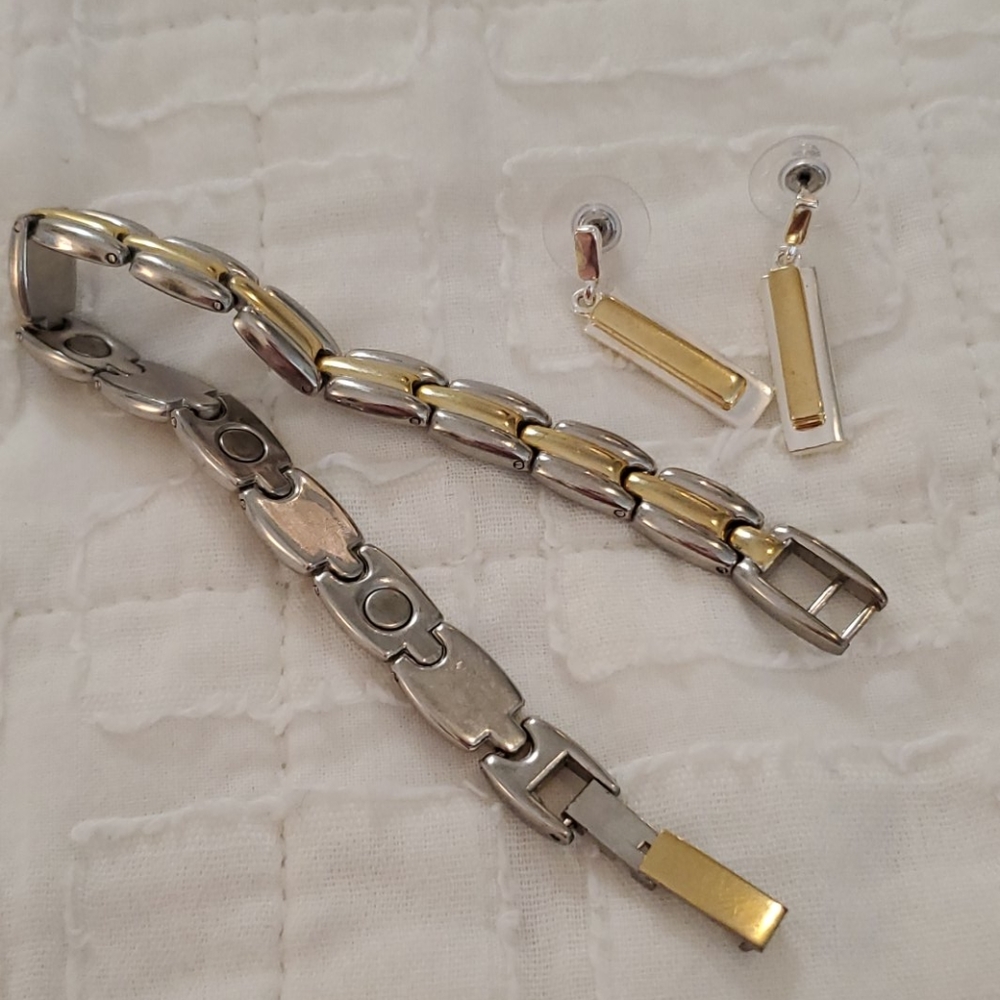 Bracelet & Earring Set